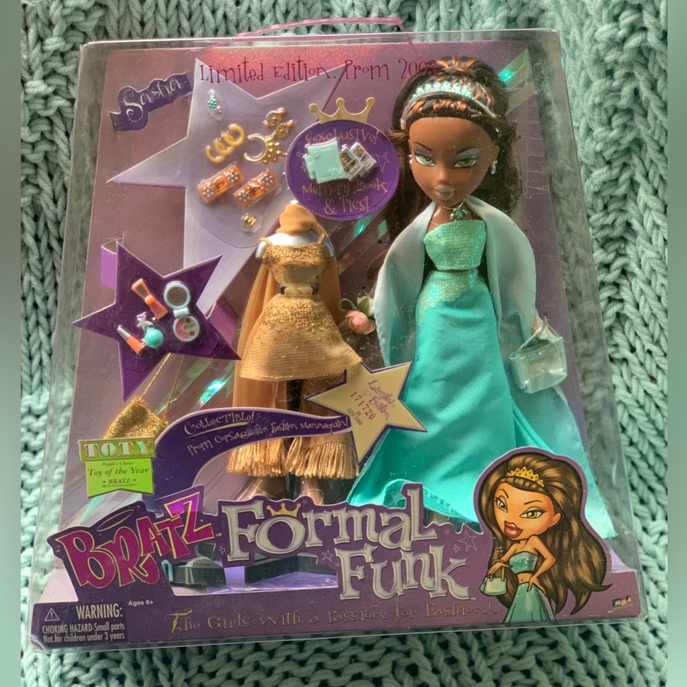 Bratz Formal Funk Sasha Doll NRFB Fashion MGA NEW SEALED Bunny Boo 2003